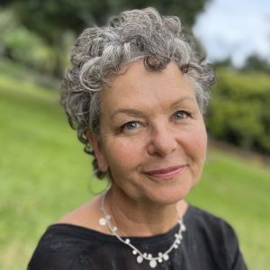 Elizabeth Rosner